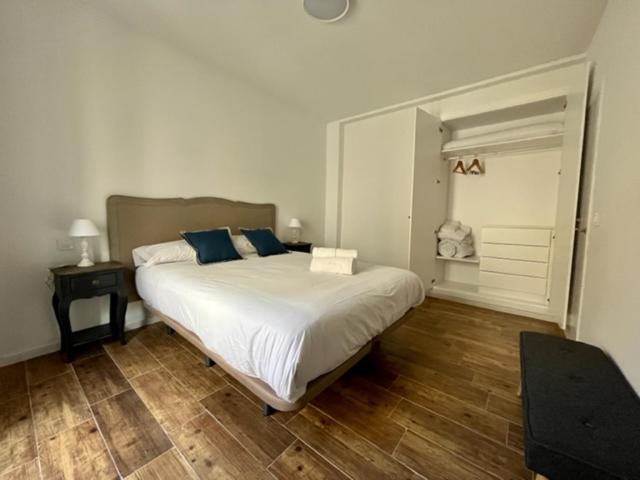Ti2 Duplex Con Terraza Privada, 120 Metros De La Catedral Apartment Seville Ngoại thất bức ảnh